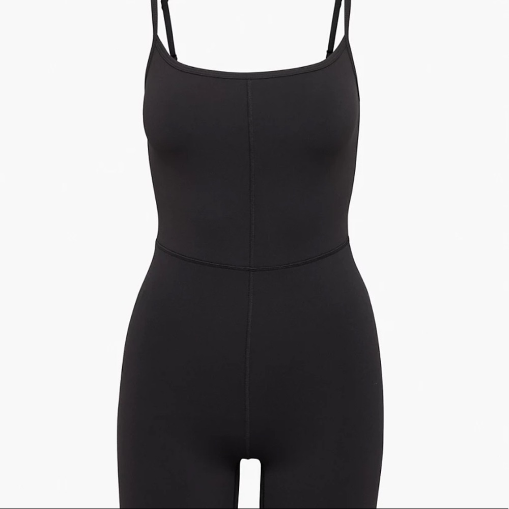 aritzia black divinity romper✨